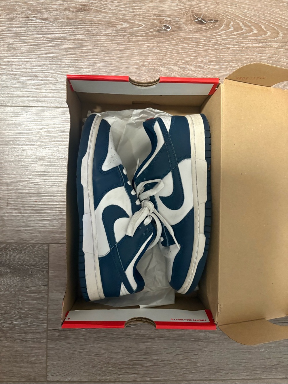 NIKE DUNK LOW RETRO IN VALERIAN BLUE - Picture 2 of 6